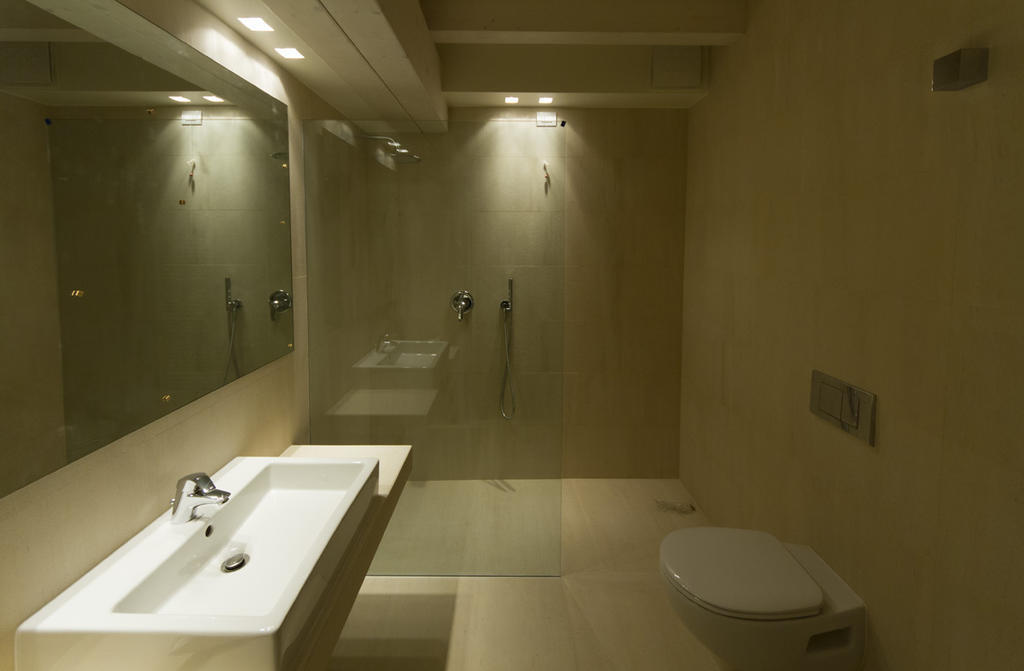La Casa Del Porto Apartment Lovere Phòng bức ảnh
